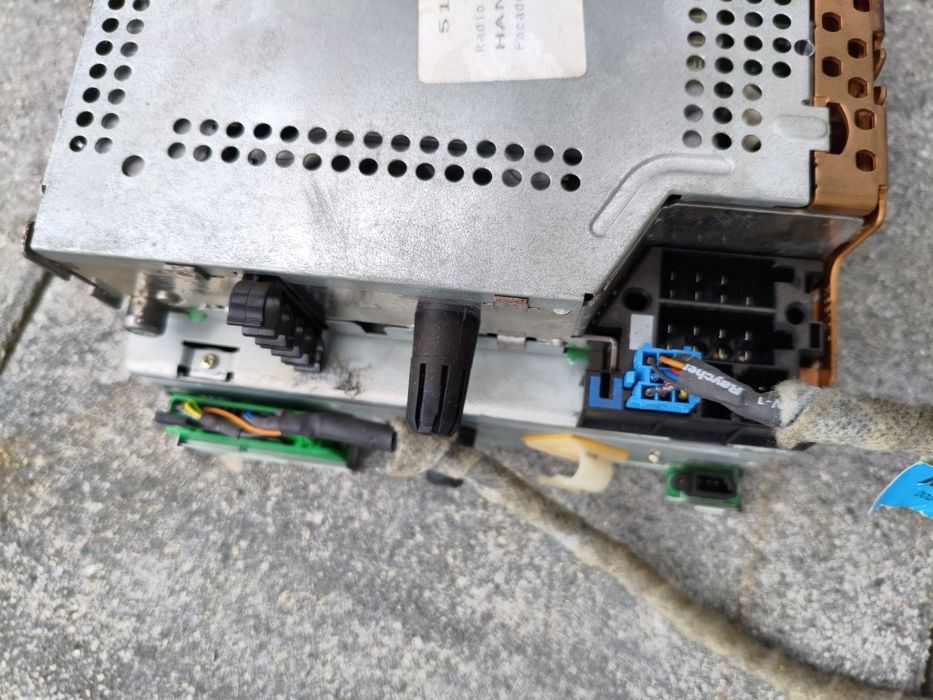 Radio radioodtwarzacz CD changer zmieniarka Cabasse Auditorium Tronic Laguna 2 Trafic