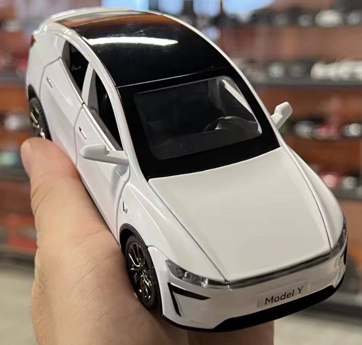 Іграшка дитяча Tesla model Y