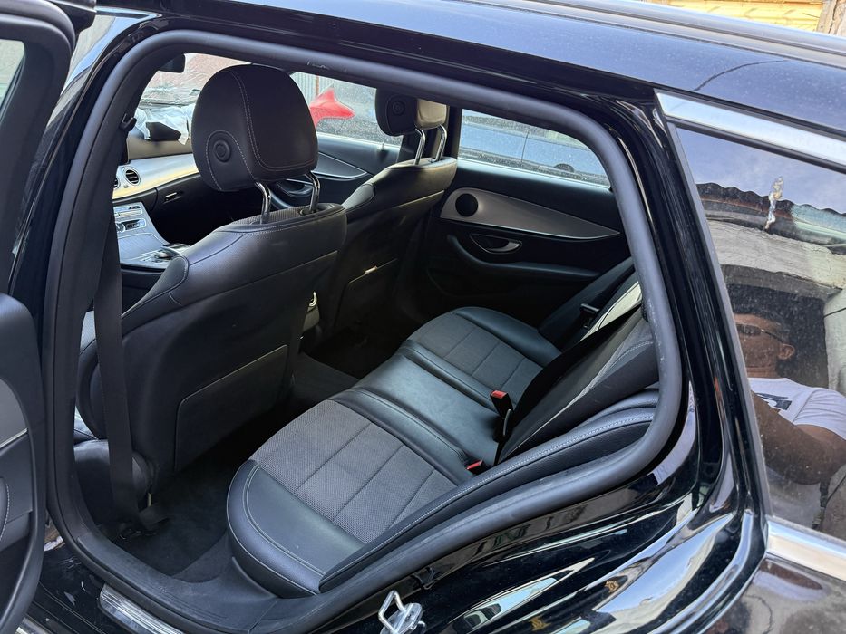 Mercedes-benz E300 de ano 2019-05