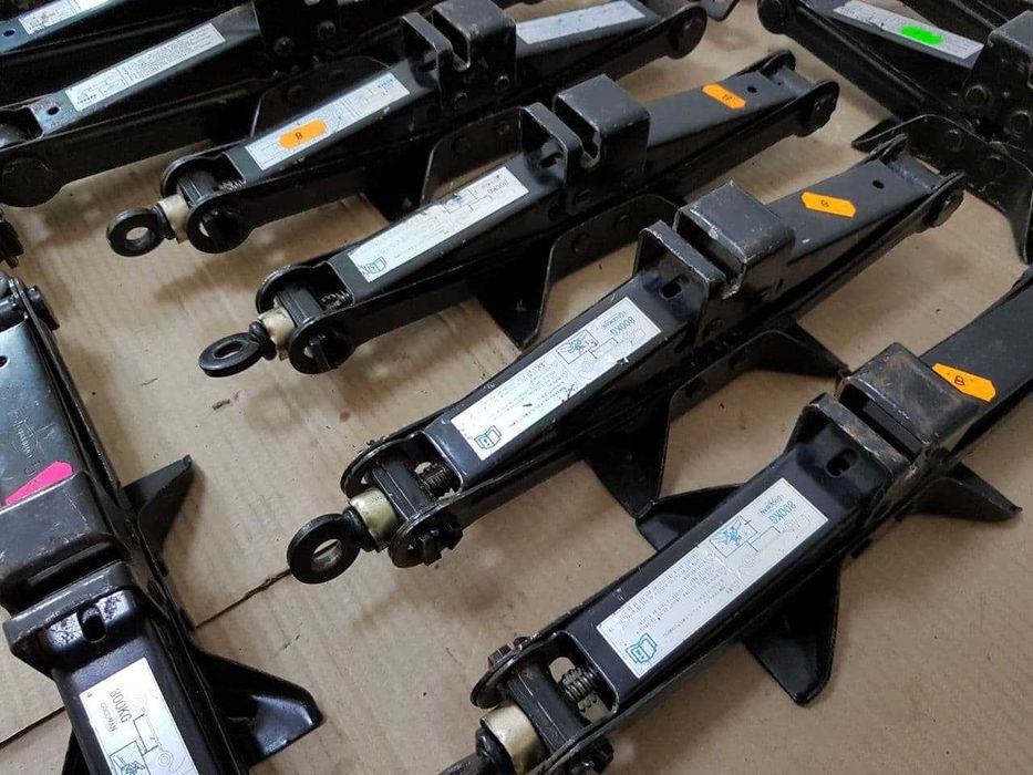 Домкрат Mazda 2 3 5 6 Крюк Буксировочный Мазда Крюк Ключ