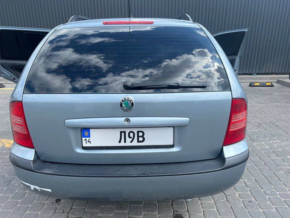 Шкода октавія тур