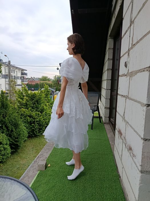 Suknia ślubna midi r. 38