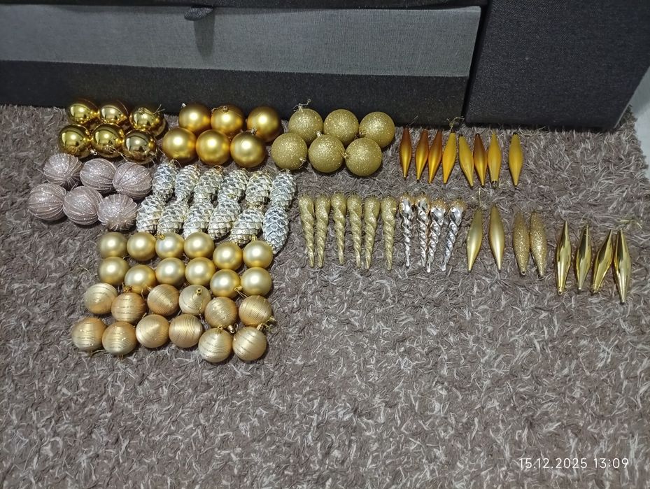 Ozdoby na choinkę + światełka