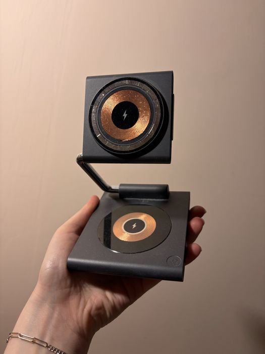 Безпровідна зарядка WIWU 3 в 1 Wi-W023 для iPhone Apple Watch AirPods