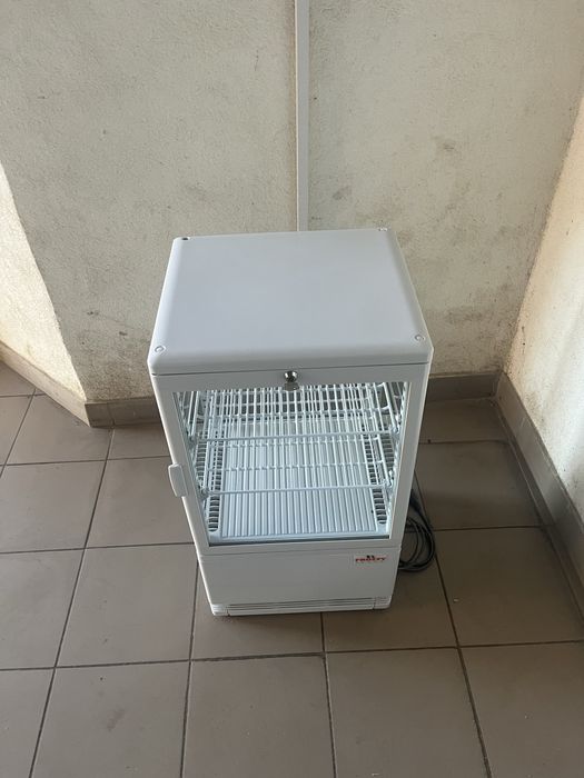 Холодильна Вітрина Frosty Кондитерська Обʼєм 58 Літрів Нова