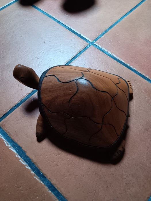 Tartaruga de madeira