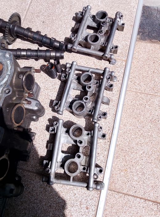 KAWASAKI zzr600 запчастини