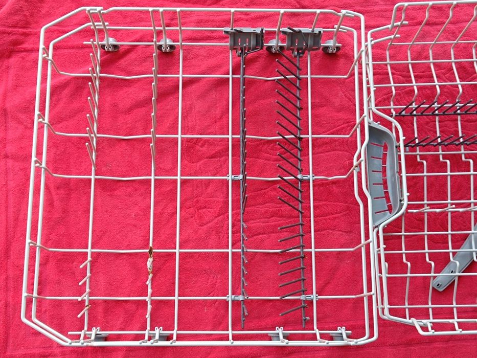 kosz górny i dolny do zmywarki Bosch zestaw koszy