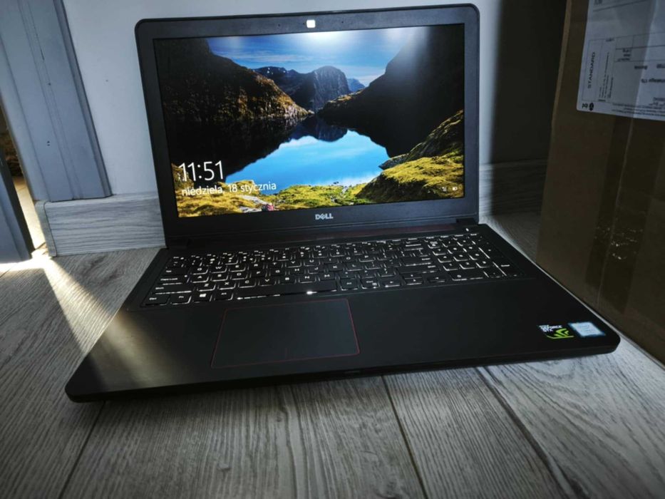 Dell Inspiron i7-7700HQ 15.6'' 8GB RAM 1TB GTX1050 laptop gamingowy