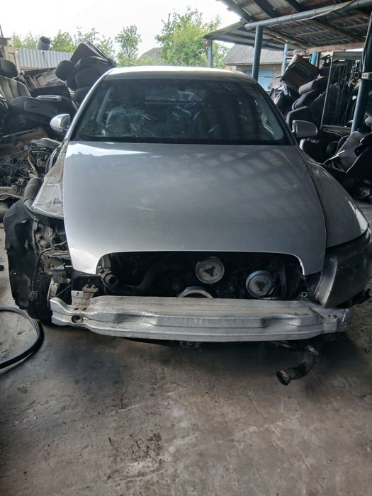 Двигун Ауді  А6С6 3.0 тді
