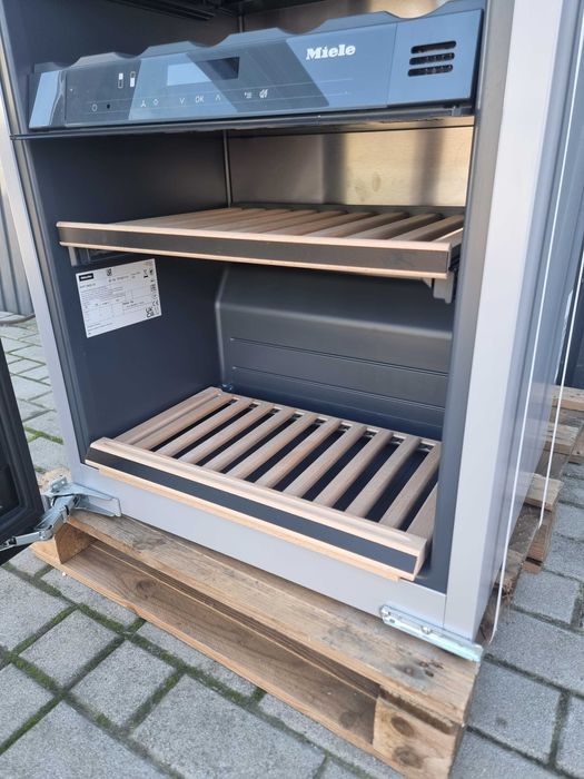 Chłodziarka do wina, winiarka Miele KWT 6422 iG Graphitgrey. Jak nowa