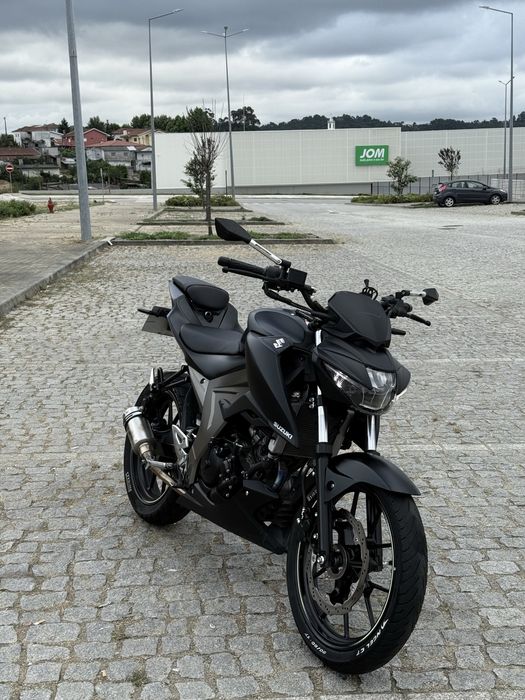 Gsx-s 125 como nova