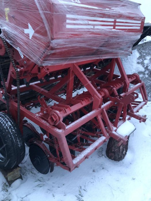Продам сівалку сошникову сз 1,8 до МТЗ Т-40 ЮМЗ  т-25 китайці