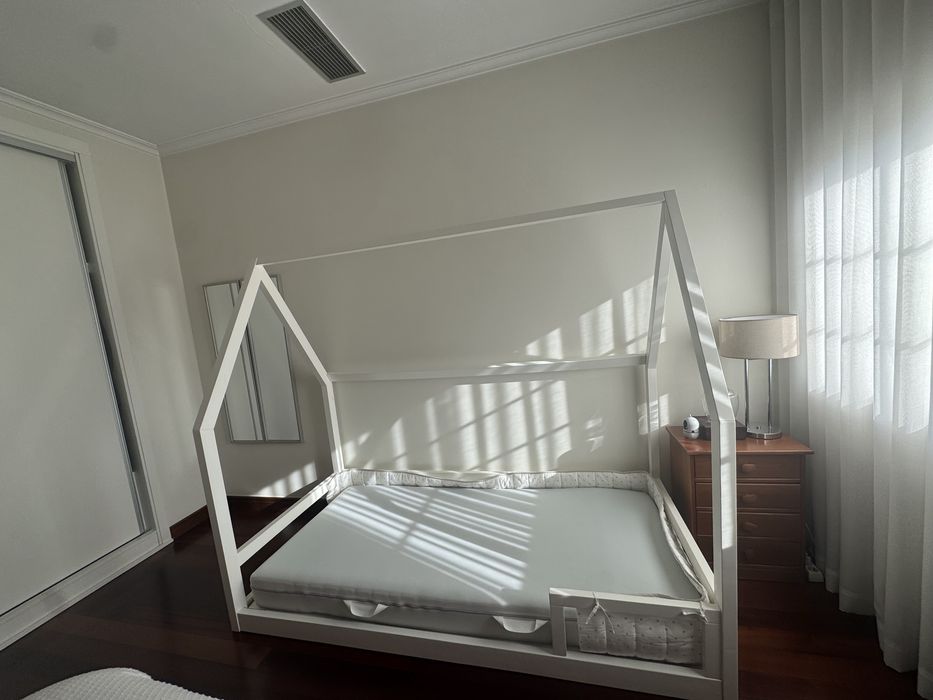 Cama Montessori + Colchão Emma | 210x98 | Excelente Estado