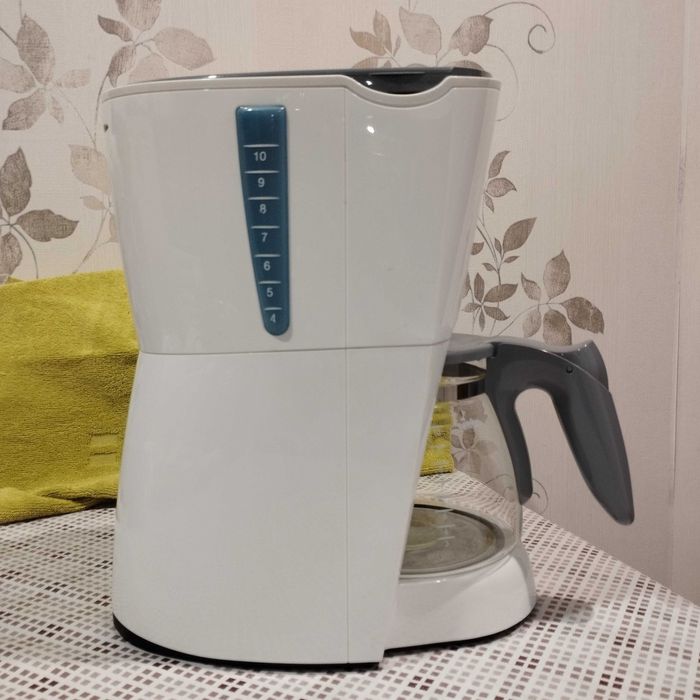 Капельная кофеварка BRAUN