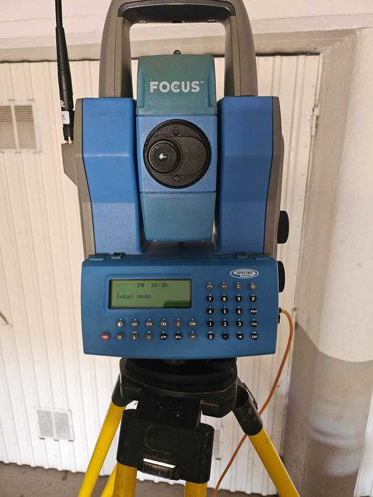 Estação Total Spectra Precision Focus 10 (5")
