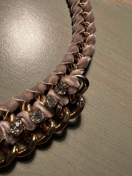 Złota kolia z diamencikami