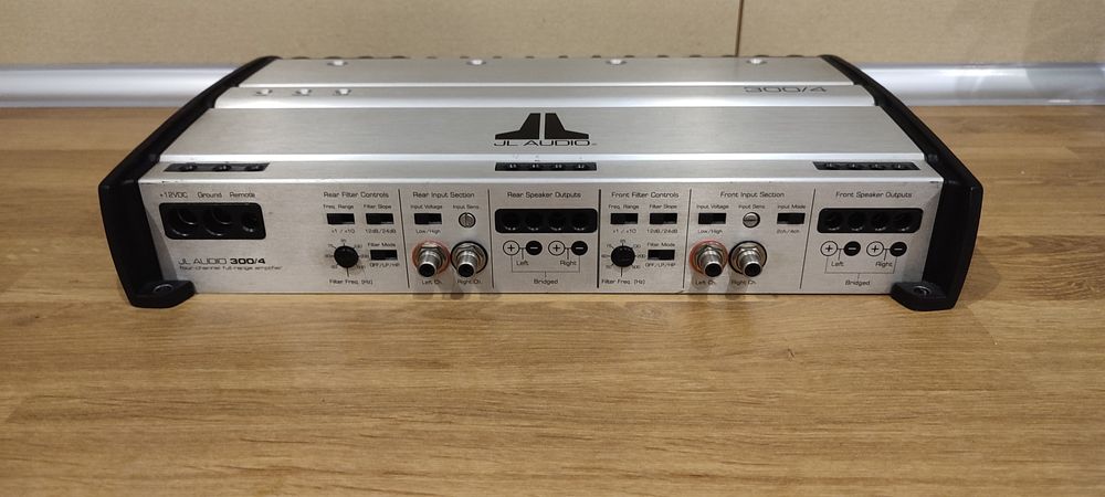 Wzmacniacz JL audio slash 300/4 hi end , USA , 4/3/2 kanały 4x96w rms