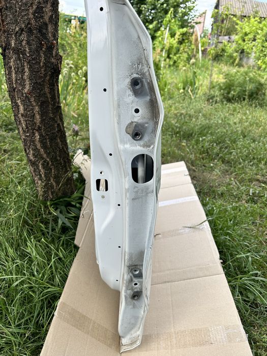 Двері передні ліві Subsru Forester 2022