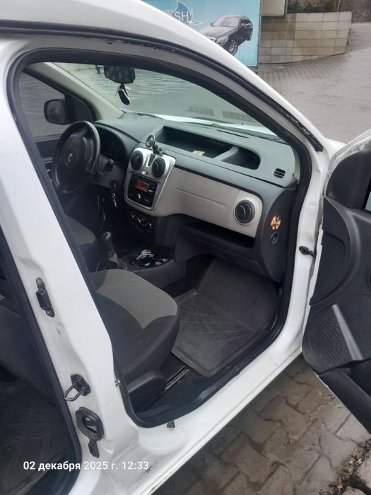 Dacia Dokek 2013рік