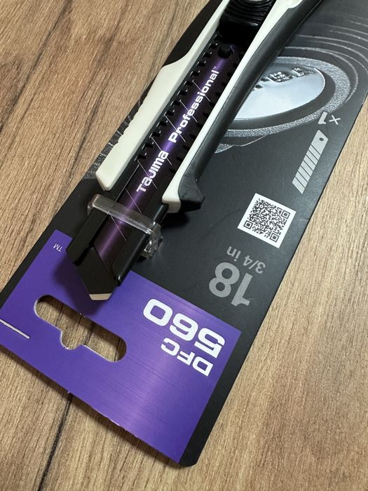 Ніж сегментний Premium 18мм TAJIMA Fin Cutter DFC560N: 429 грн ...