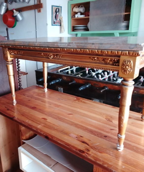 Mesa de centro  dourada para restauro