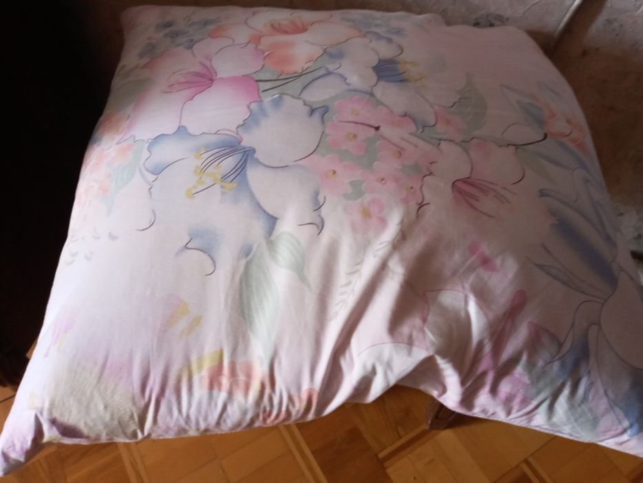 Продам подушки новые