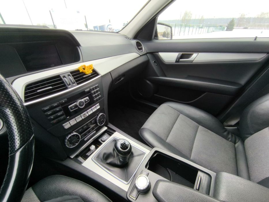 Mercedes-Benz C-Klasa W204 2.2 CDI 136 KM 2012r
