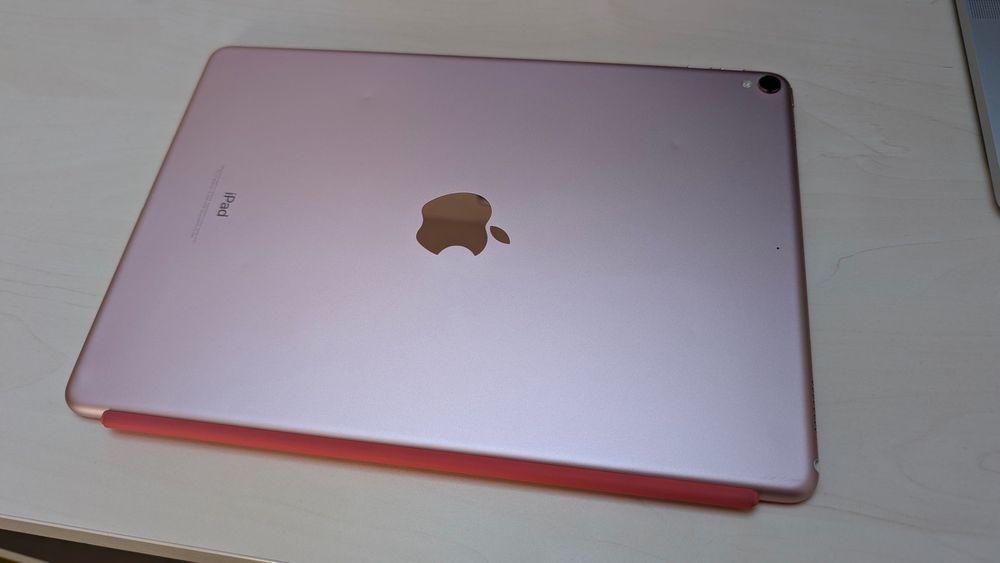 iPad Pro 10.5" Rose Gold + Pencil