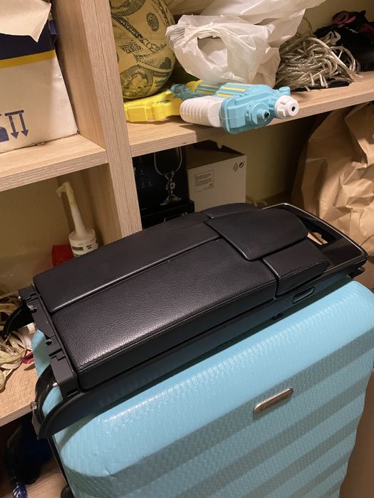 Підлокітник дя E350 w207 купе