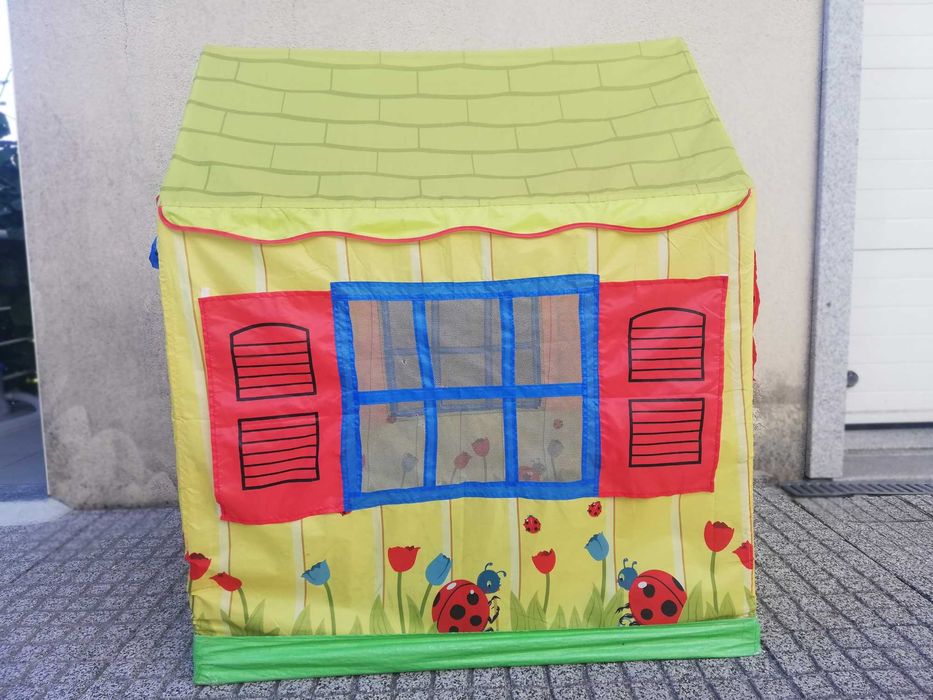 Casinha tenda de brincar em tecido