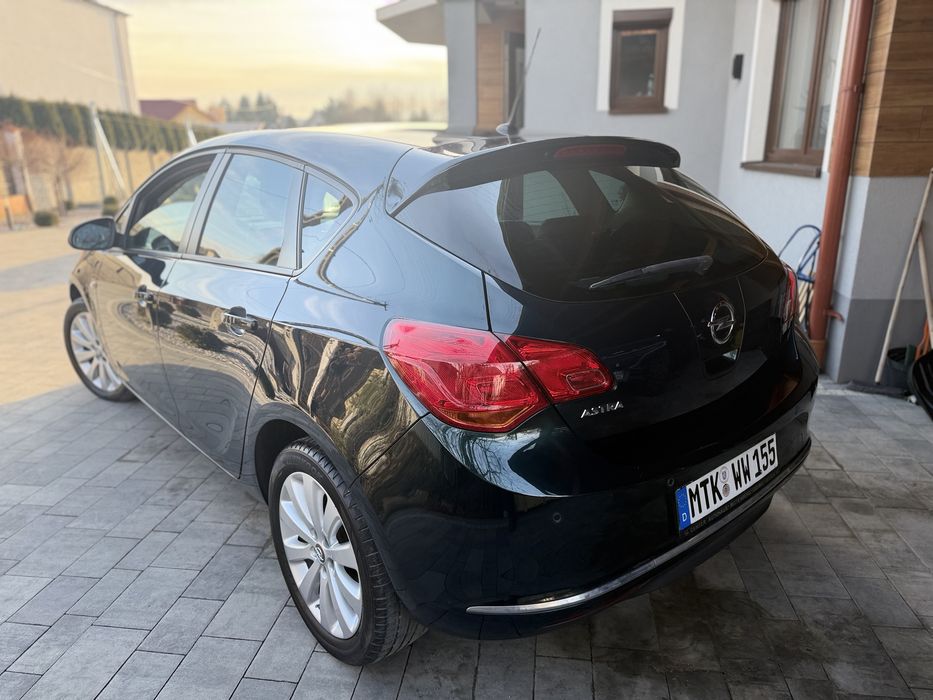Opel Astra J lift 1.4 Turbo 120KM Bezwypadkowa | Rok 2015 | Niemcy