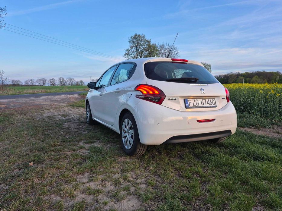 Peugeot 208 1.2 Benzyna