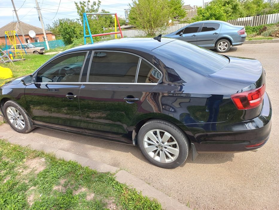 Фольцваген джетта 6 Volkswagen Jetta 1.4 2015г. 
150 к.с..
