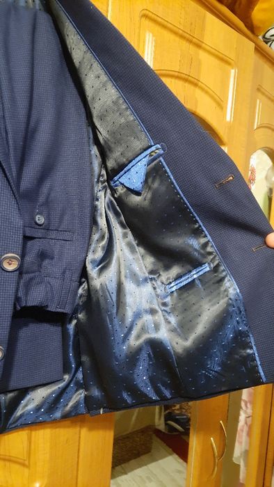 Новий костюм на хлопчика 152