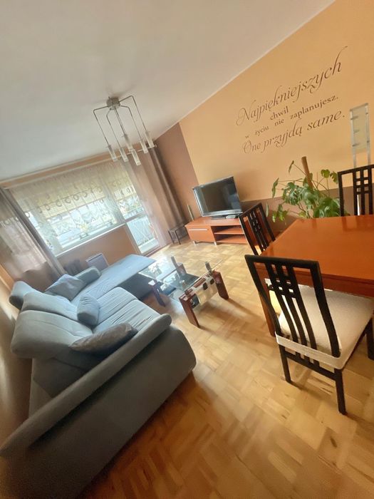 Wynajmę M3+GARAŻ 3 pokojowe mieszkanie 60m2 umeblowane z balkonem Leszno ul. Zamenhofa