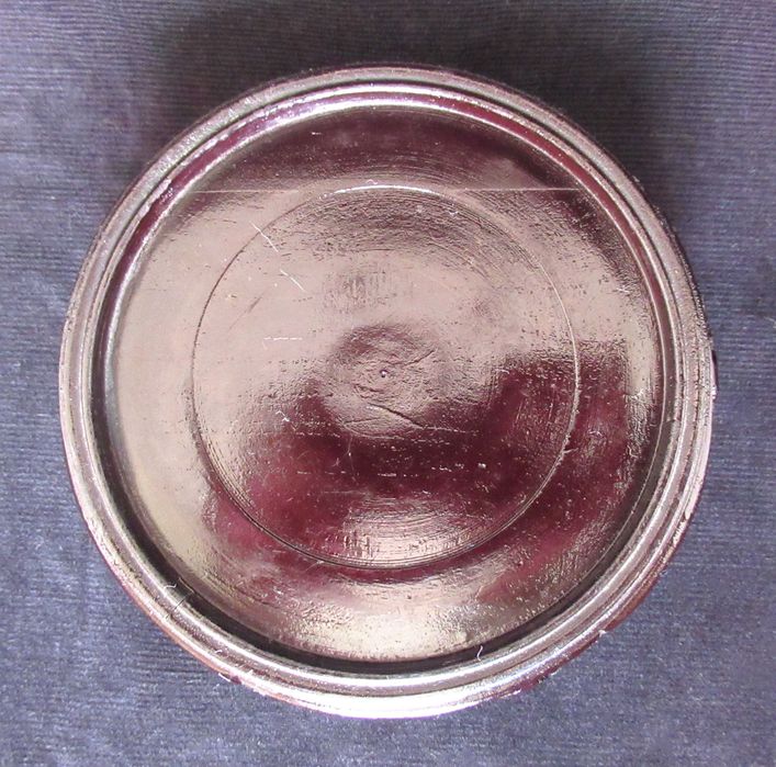 Base Antiga em Madeira (Ref. 6)