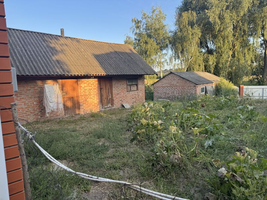 Продам Будинок. Продам будинок 79.4 м² біля річки у м. Ромни, ділянка 8 соток