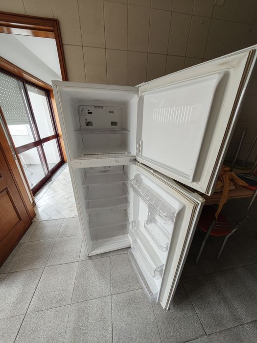 Frigorífico em bom estado