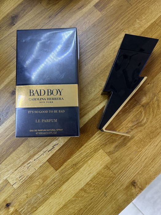 NOWE perfumy męskie Carolina Herrera