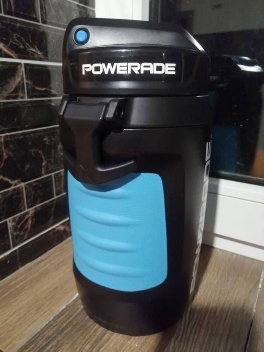 пляшка для води Powerade ємністю 1,9 л