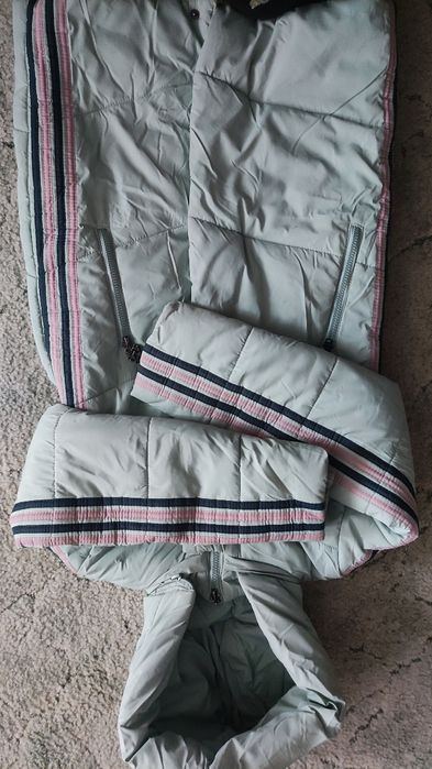 Продам дитячу куртку зима