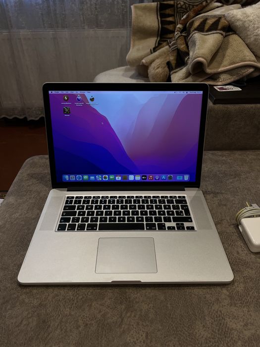 MacBook Pro 15 Retina Mid 2015 i7/16GB/1TB SSD/122 цикли