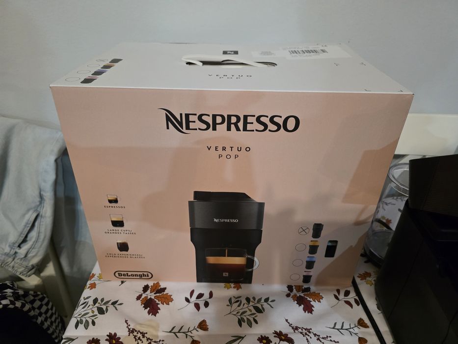 Ekspres DELONGHI Nespresso Vertuo Pop ENV90.B Czarny
