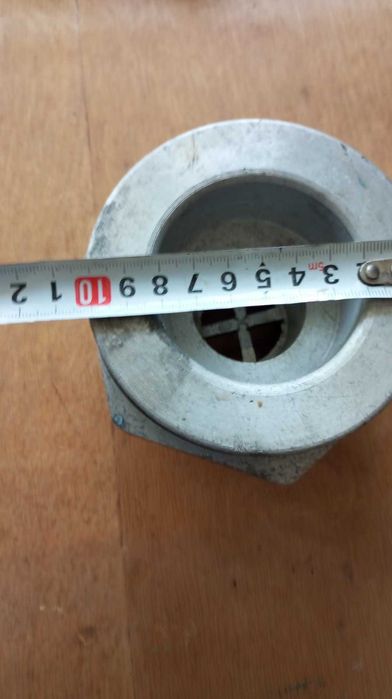 Злив алюмінійовий великий