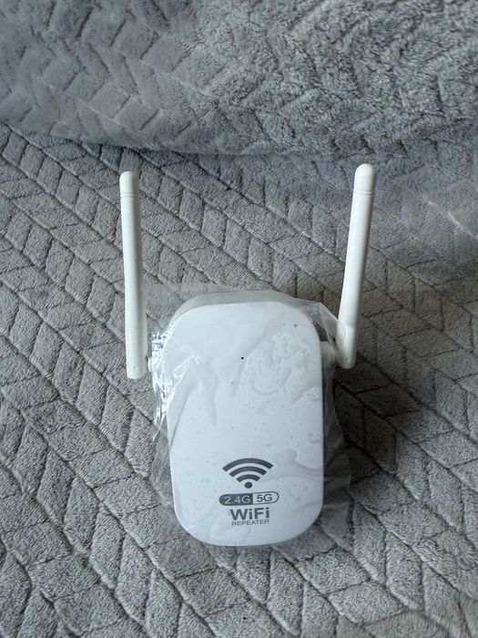 Wzmacniacz sygnału WiFi AC1200