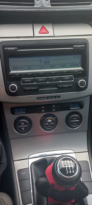 Авто  PASSAT B6  2.0 fsi