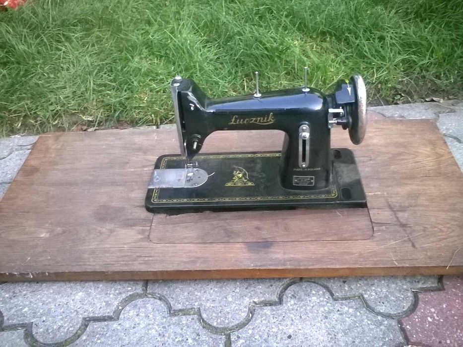 Maszyna do szycia walizkowa łucznik