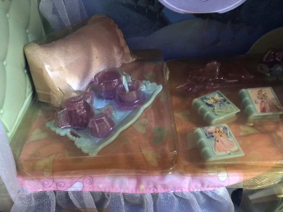 2003 BARBIE Princess Collection - Cama Musical Dream