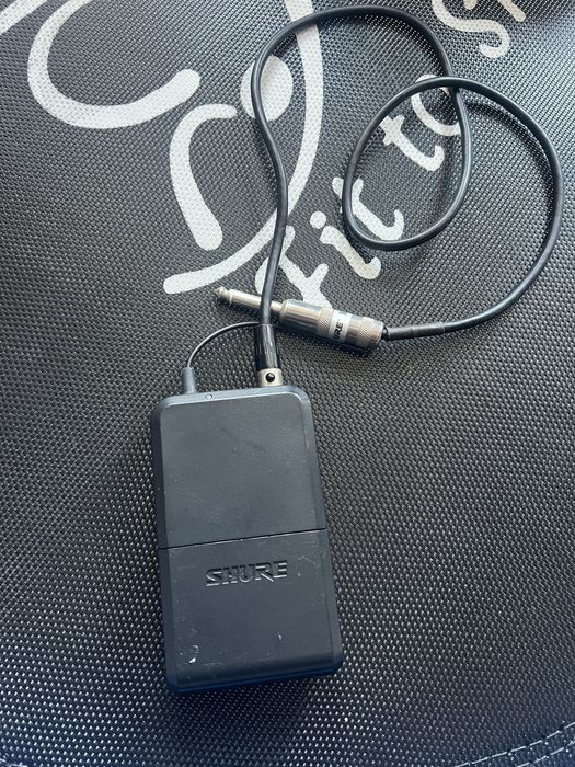 Shure універсальна радіосистема